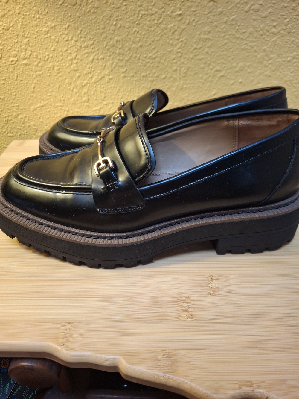 Sam Edelman Black Leather Loafers with Gold-Tone Bit - Picture 2 of 5
